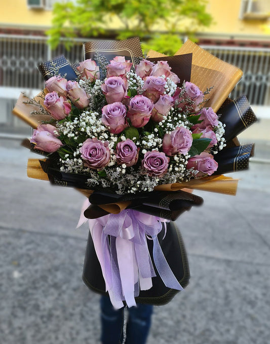 Purple Paramour Ecuadorain Roses